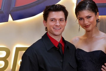 Heimliche Hochzeit auf Luxus-Anwesen: Zendaya und Tom Holland zeigen Eheringe