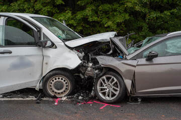 Frau stirbt nach Frontal-Crash im Erzgebirge: Unfallfahrer schuldig gesprochen