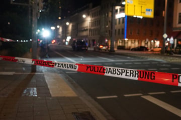 Leipzig: Mehrere Explosionen in der Nacht in Leipzig: 18-Jähriger muss schwer verletzt ins Krankenhaus