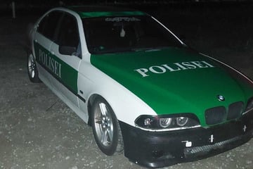 Beamte stoppen "Polisei"-Auto: Geschwister-Paar kassiert Anzeige