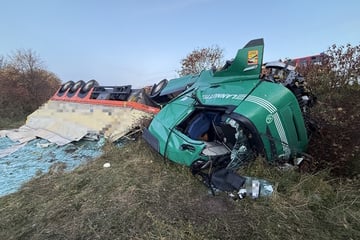 Unfall A38: Tödlicher Lkw-Unfall auf A38: 310.000 Euro Schaden