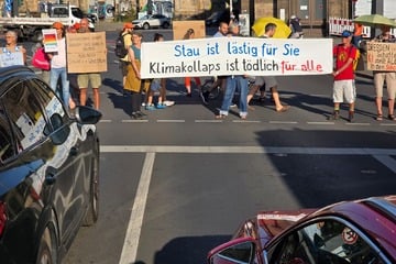 Aktivisten legen Dresdner Berufsverkehr lahm: Deshalb startete Blockade dieses Mal früher als sonst