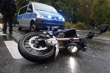 Nach Unfall mit Bus: Motorradfahrer schwer verletzt