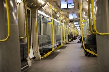 Horrorfahrt in der U8: Mann hält Fahrgast Pistole an den Kopf