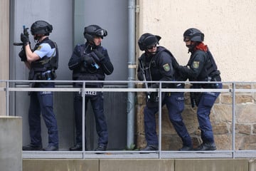 Polizeieinsatz im Erzgebirge: Amok-Übung am Amtsgericht
