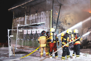 Nach verheerendem Scheunenbrand im Vogtland: Diese Spur könnte zu den Tätern führen