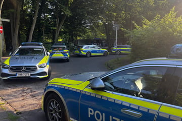 Streit zwischen Jugendlichen in Freibad, dann fällt das Wort "Messer"
