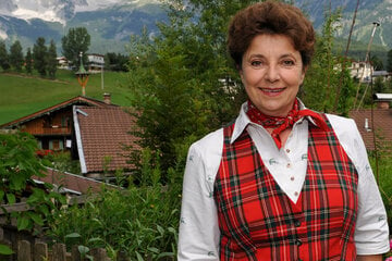 Bergdoktor: Seit 25 Jahren ohne Trauschein: Darum will "Bergdoktor"-Star Monika Baumgartner nicht heiraten