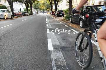 Köln: Stadt Köln plant mehr Platz für Fuß- und Radwege in mehreren Ortsteilen