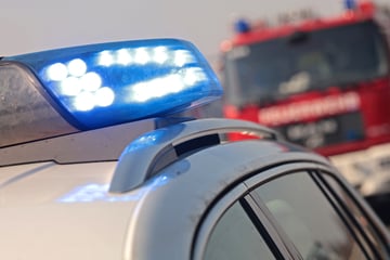 Kaputter Lkw zieht Diesel-Spur durch die Stadt und verursacht Unfälle
