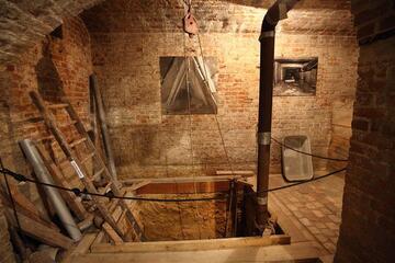 Heute vor 64 Jahren: Flucht durch einen Tunnel - 28 DDR-Bürger erreichen West-Berlin