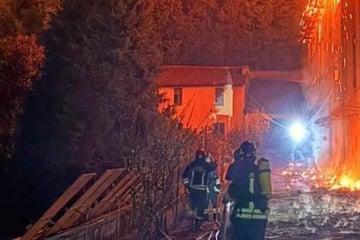 Nonnen fliehen vor gewaltiger Feuerwand und verlieren Dach überm Kopf