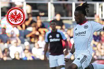 Eintracht überzeugt im Test gegen Aston Villa: Toppmöller voller Lob
