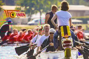 Berlin: Fans des 1. FC Union geben beim Drachenboot-Rennen alles für den ersten Platz