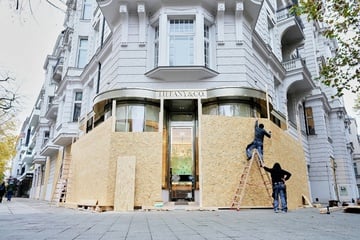Berlin: Berlin wappnet sich für Proteste: Geschäfte verrammeln Schaufenster