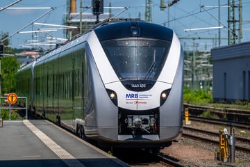 Ausfälle und Verspätungen: Technische Störung auf Zugstrecke in Sachsen