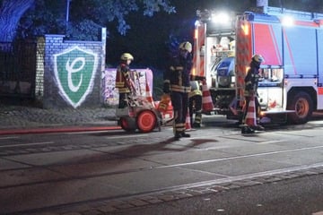 Leipzig: Brandstifter will Garage in Flammen setzen, aufmerksamer Bürger legt ihm das Handwerk