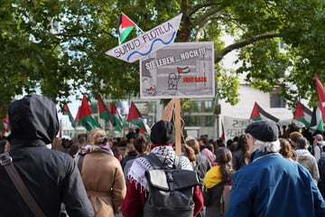 Berlin: Auswärtiges Amt mit roter Farbe beschmiert: Fünf Pro-Palästina-Aktivisten festgenommen