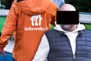 Ex-Junkie spuckt Lieferfahrer an: Vor Gericht kommen ihm die Tränen