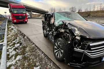 Autobahn-Chaos in Sachsen: Staus auf A4 und A17 - Heftiger Unfall an Grenze