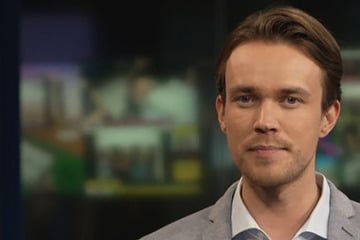 Avatar moderiert TV-Sendung, die von künstlicher Intelligenz produziert wird