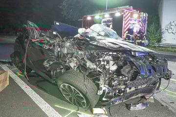 Unfall A57: Unfall-Drama auf der A57: Großeinsatz für Feuerwehr und Rettungskräfte