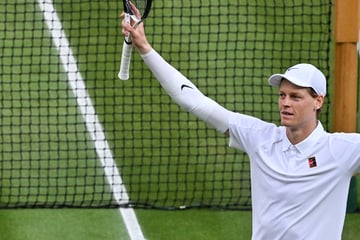 Wimbledon: Jannik Sinner overtakes Carlos Alcaraz to nab first crown!
