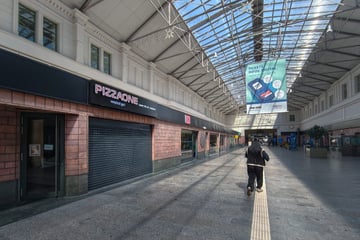 Chemnitz: Mit Faust ins Gesicht und gegen Brust geschlagen: Jugendlicher (16) am Hauptbahnhof attackiert