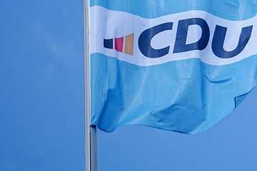 Geschäftsstelle der CDU beschmiert: War hier die Antifa am Werk?