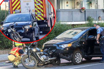 Auffahrunfall an gelber Ampel: Mitsubishi kracht in Motorrad