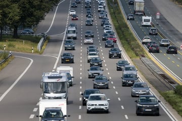 Unfall A3: Schwerer Lkw-Unfall auf A3 bei Nürnberg: Fahrbahn nach Sperrung wieder frei
