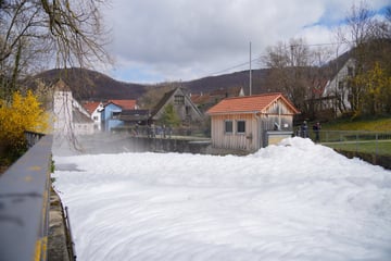 Tanklaster verliert 2000 Liter Reiniger: Wasserproben unauffällig