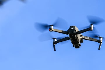 Drohnen-Spanner filmt in fremde Wohnungen: Polizei findet Kinderporno-Material