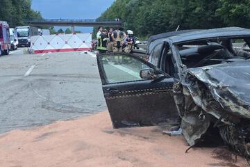 Unfall A3: Mädchen (†13) stirbt bei Unfall auf A3: Polizei fahndet mit Hubschrauber nach Porsche 911