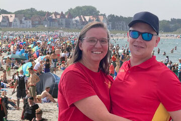 Baywatch auf Sächsisch: Rettungsschwimmer werden beim Ostsee-Einsatz zum Paar