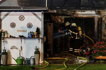 Hamburg: Feuer in Kleingartenverein: Familie verliert ihr Zuhause