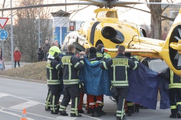 Chemnitz: Küchenbrand in Wohnhaus: Jugendliche (17) schwer verletzt