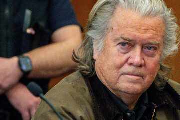 Supreme Court clears a path to overturn Steve Bannon's January 6 conviction