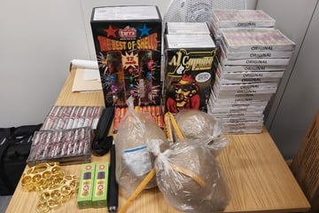 Illegale Pyro-Fracht bei Grenzkontrolle: 40 Kilogramm Böller und Waffen sichergestellt!