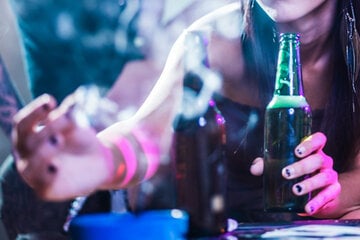 München: Verbot ausgesetzt: Bier darf wieder im Münchner Uni-Viertel verkauft werden