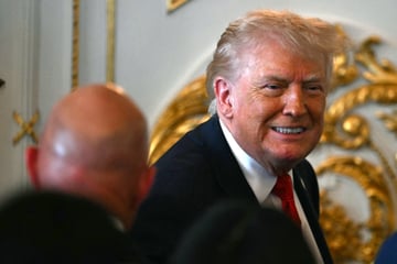 Trump rants about pet ballroom project mere hours after Alex Pretti shooting