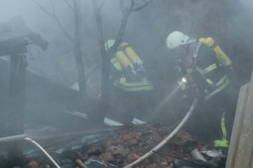 Feuerwehr-Großeinsatz in Sachsen: Ist Fahrlässigkeit Grund für den Scheunenbrand?