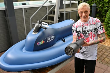 Dresden: Mit Gummi-Jetski zum Teichfliegen: Zoll kassiert Wolles Spaßmobil ein