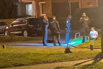 Messerattacke: Messer-Attacke im Norden: Mann verletzt Frau in Wohnung schwer