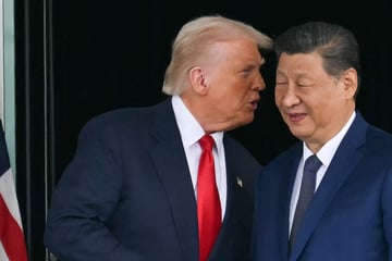 Trump cuts tariffs on Chinese products after meeting with Xi Jinping