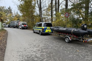 Leichenspürhunde schlagen an! Taucher suchen See ab