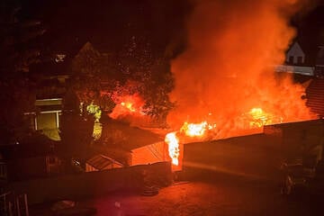 Feuer-Drama in Brandenburg: Mann beinahe im Schlaf verbrannt