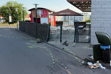 BMW Schrott! Poser will driften und knallt in McDonald's