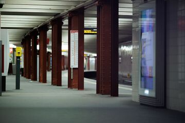 Ins Gesicht geschossen: Mann in Berlin mit Schreckschusswaffe verletzt