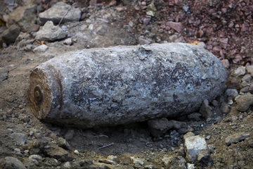 Weltkriegsbombe in Tanklager gefunden: Entschärfung nicht möglich